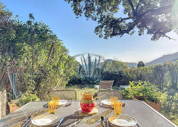 Semesterbostad Mazet T2 Pour 4 Pers Avec Jardin Vue Avec Piscine Au Mas De Pramousquier