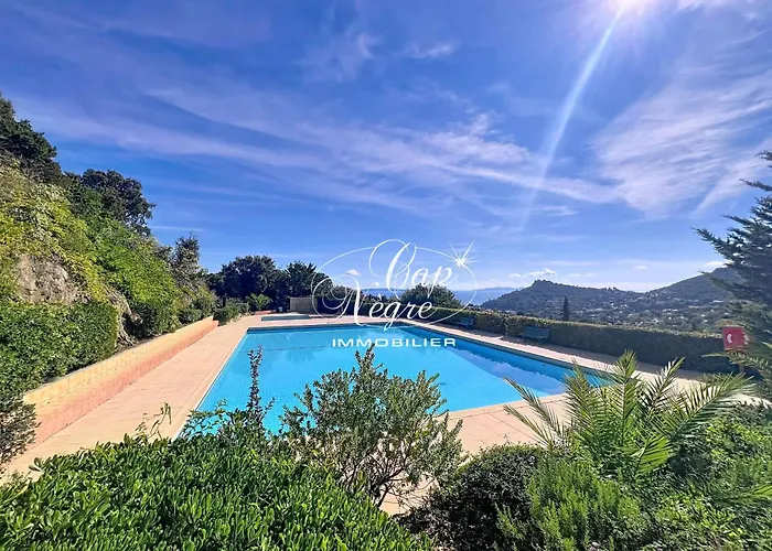 Semesterbostad Mazet T2 Pour 4 Pers Avec Jardin Vue Avec Piscine Au Mas De Pramousquier Le Lavandou